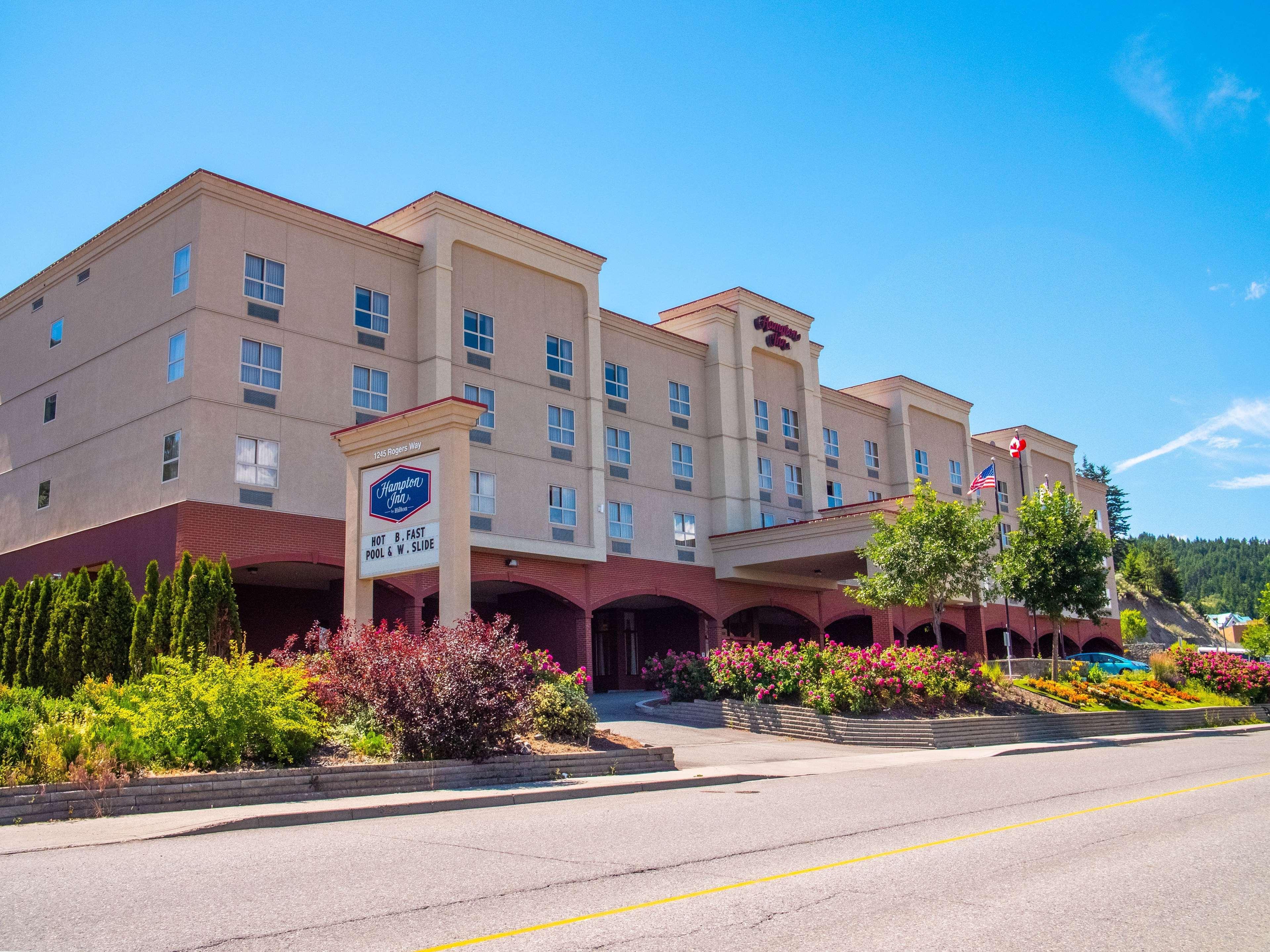 Hampton Inn By Hilton Kamloops Exteriör bild