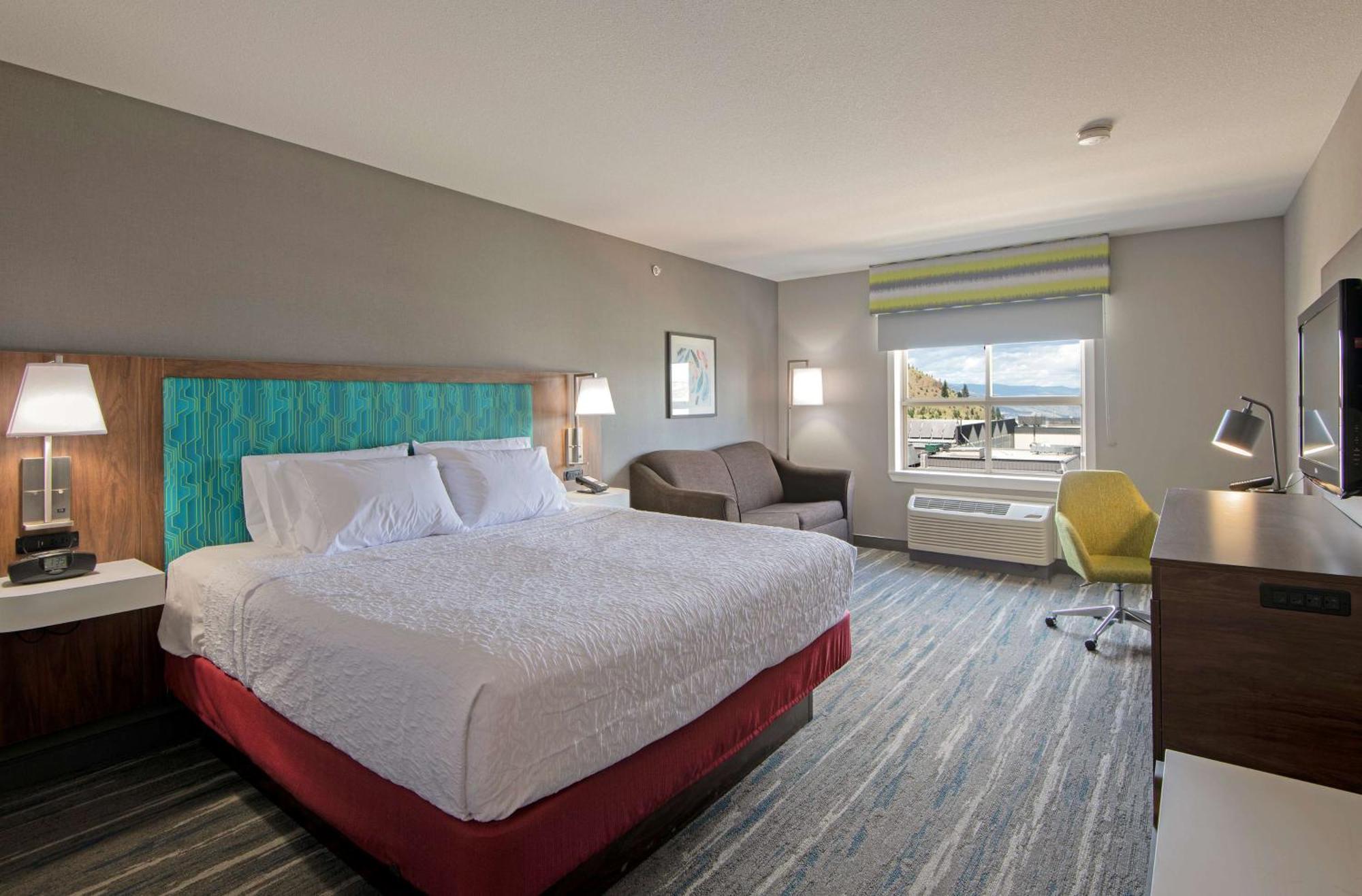 Hampton Inn By Hilton Kamloops Exteriör bild