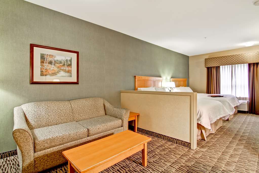 Hampton Inn By Hilton Kamloops Exteriör bild