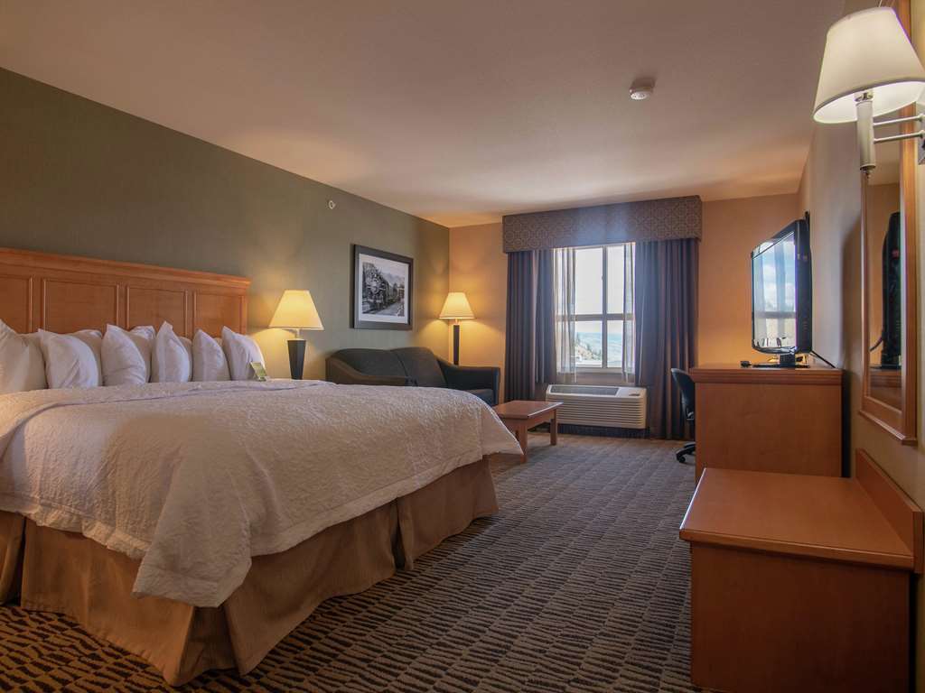 Hampton Inn By Hilton Kamloops Rum bild