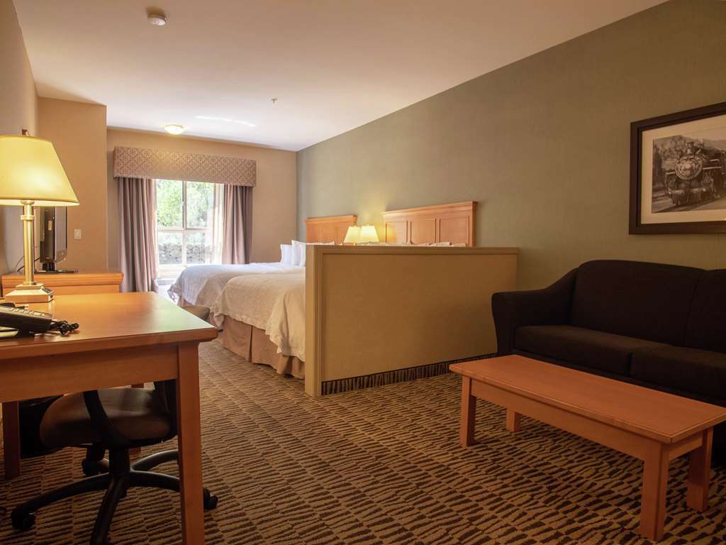 Hampton Inn By Hilton Kamloops Rum bild